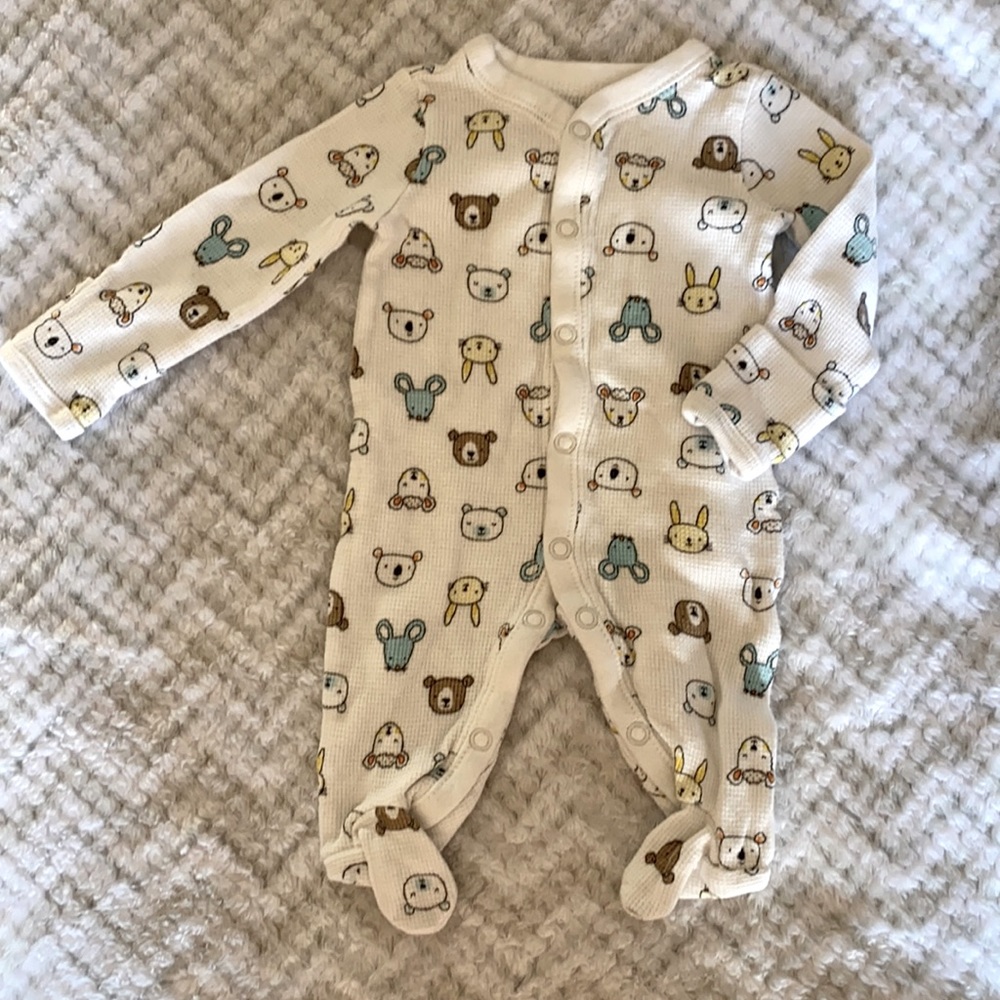 Carter’s newborn footie thermal onesie with hand covering and snaps.